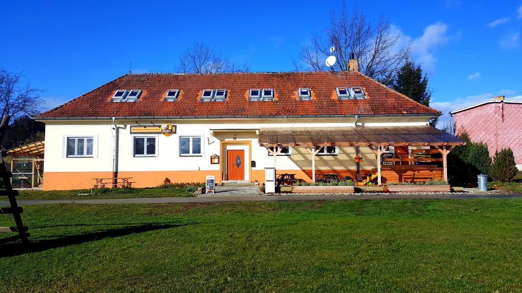 Penzion-Na Navsi Horni Plana Exterior photo